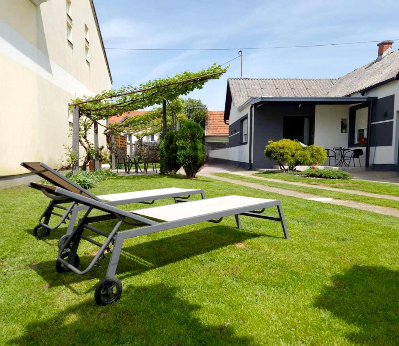 Kuca Za Odmor Barbarella Apartment Čakovec Екстериор снимка